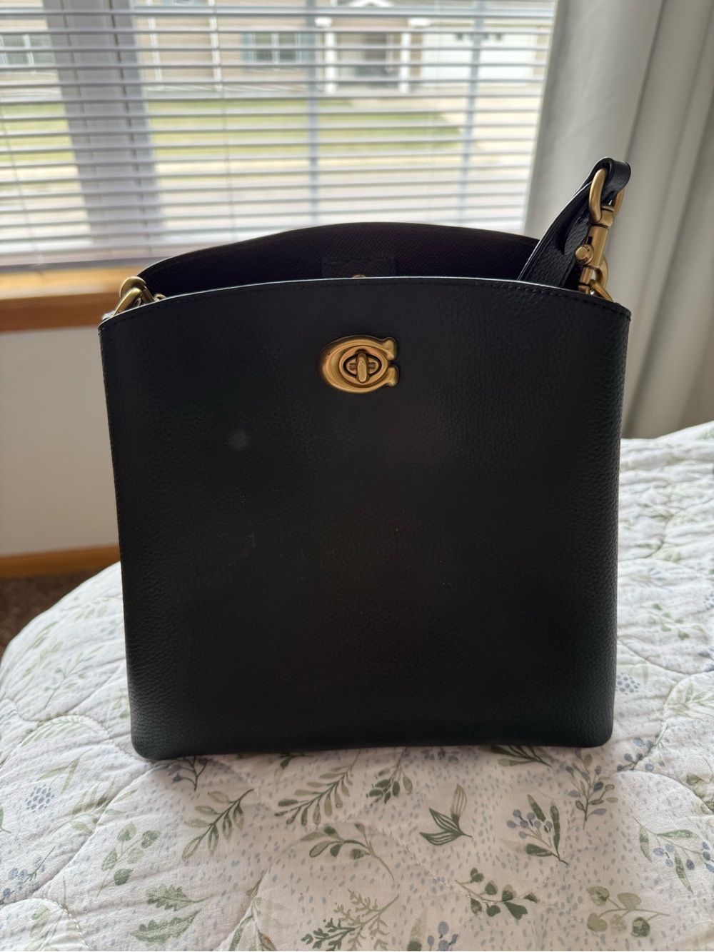 Coach Willow Buckey Shoulder Bag